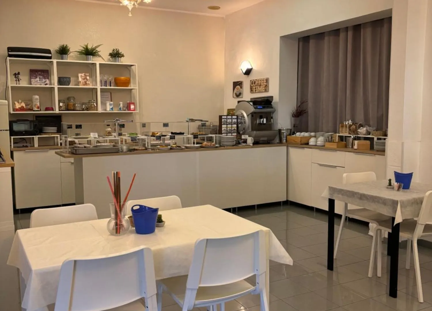 Hotel Iride Suite & Breakfast- Ideale Per Famiglie E Coppie Riccione Italy